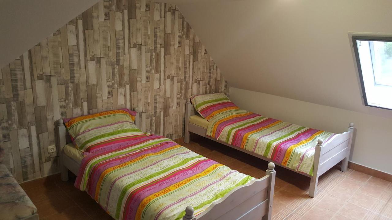 Illaberek Apartmanok Hajduszoboszlo Exterior photo