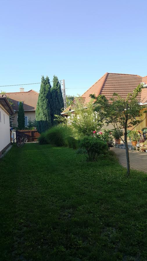 Illaberek Apartmanok Hajduszoboszlo Exterior photo